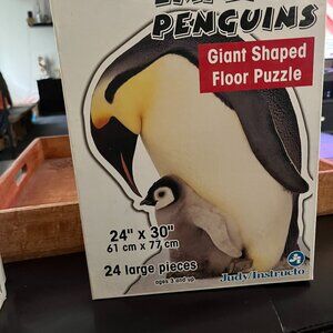 GIANT PENGUIN PUZZLE